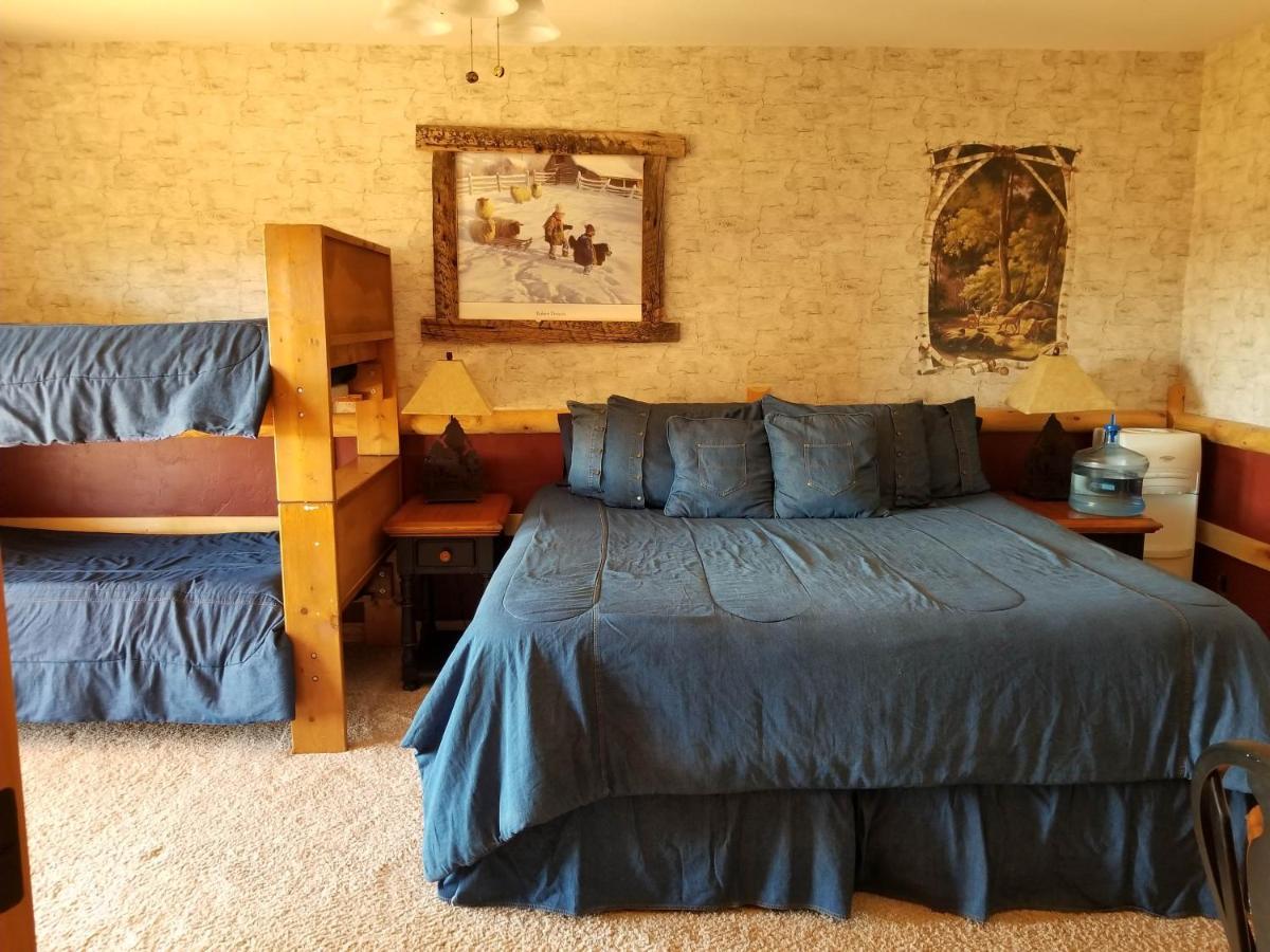 Sunlit Oasis Bed & Breakfast Notom ภายนอก รูปภาพ