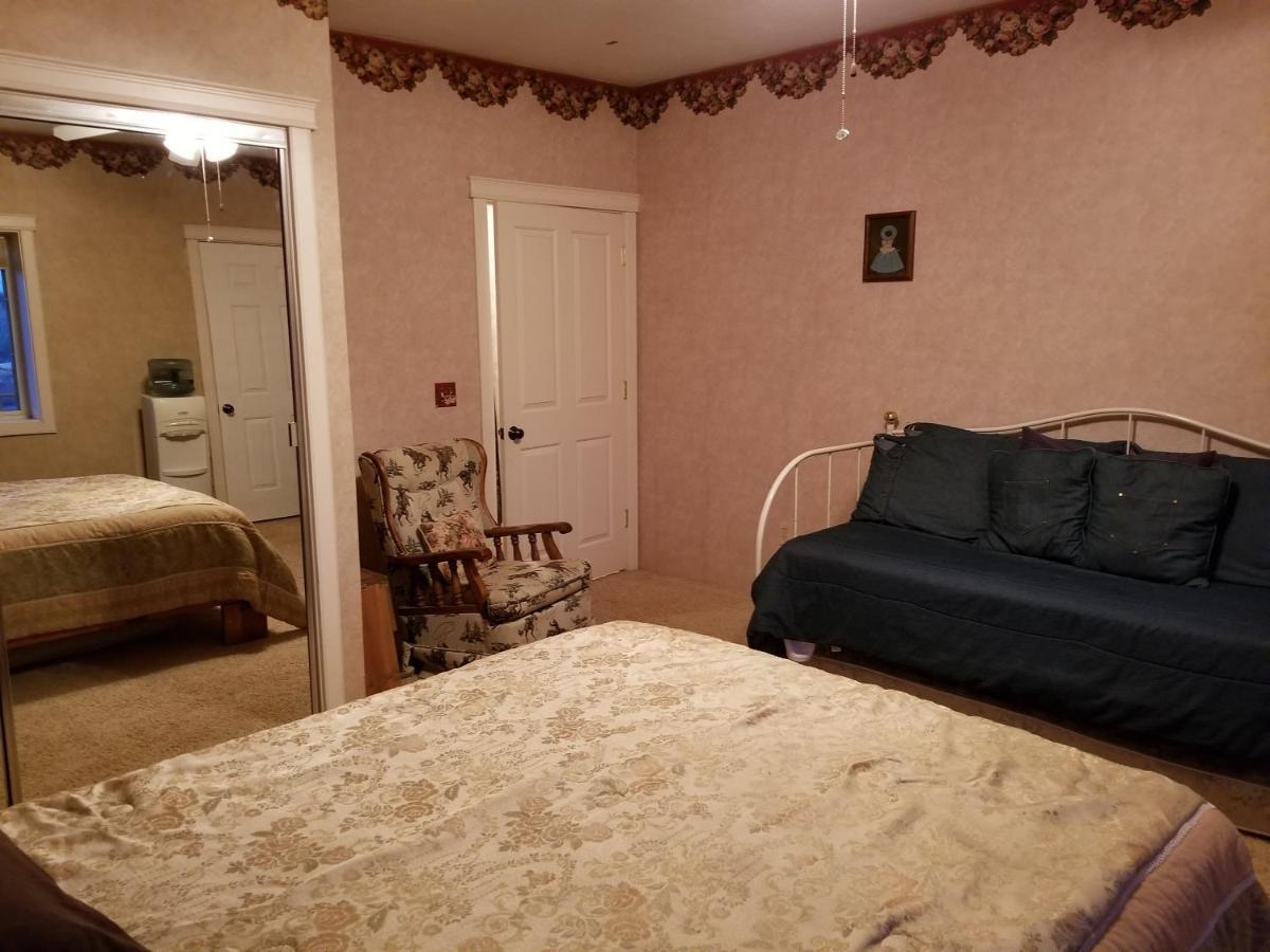 Sunlit Oasis Bed & Breakfast Notom ภายนอก รูปภาพ