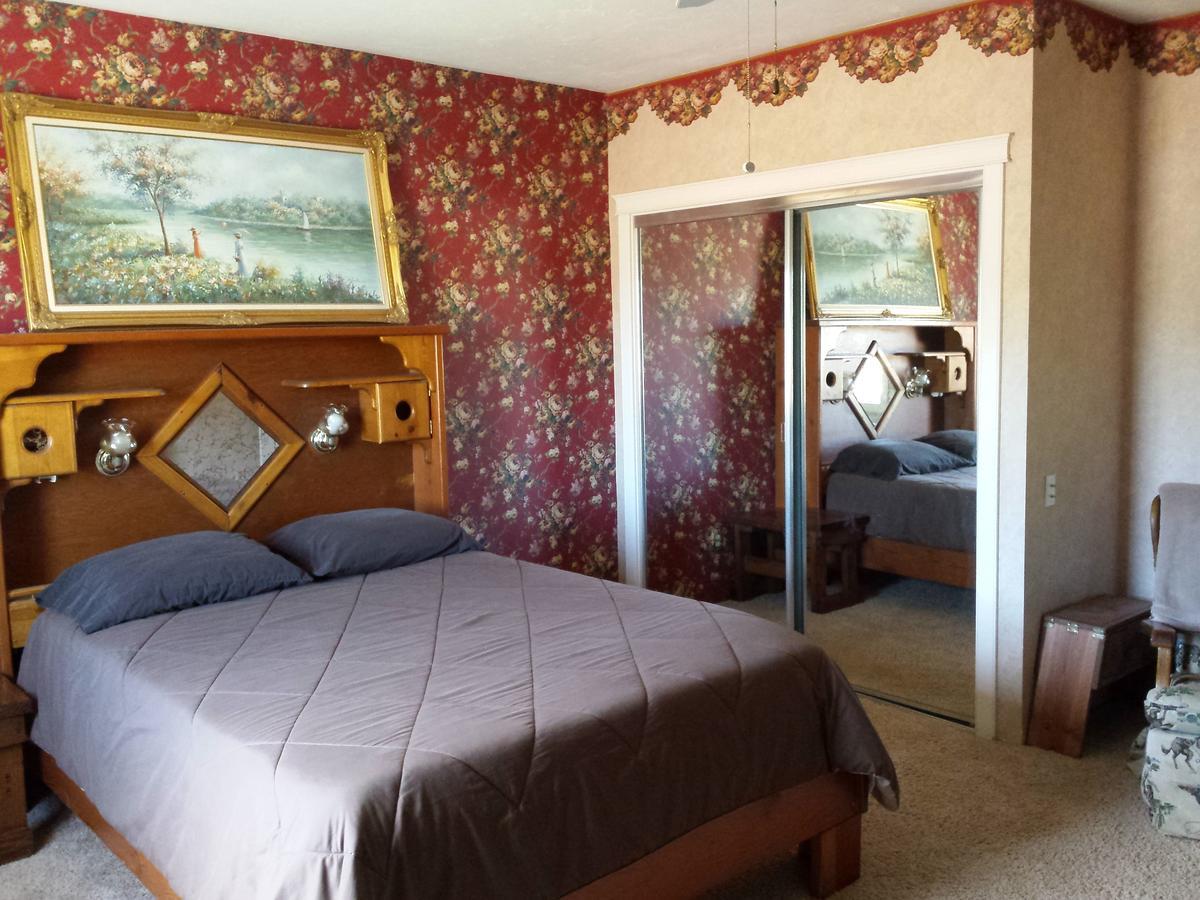 Sunlit Oasis Bed & Breakfast Notom ภายนอก รูปภาพ